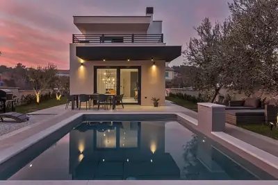 Image de Villa M with Heated Pool & Ev Charger