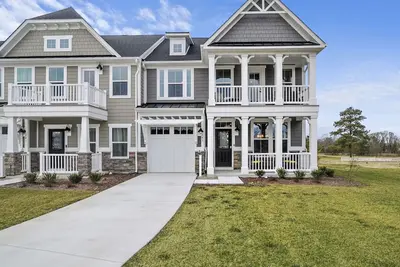 Image de Cozy new townhome in Lewes Delaware - close to beaches, walking trails and town.
