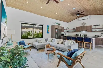 Image de Cu15:New Modern Home with Casitas and Private Pool