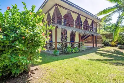 Image de Casa Creole - Private, Secure, Steps from the Beach