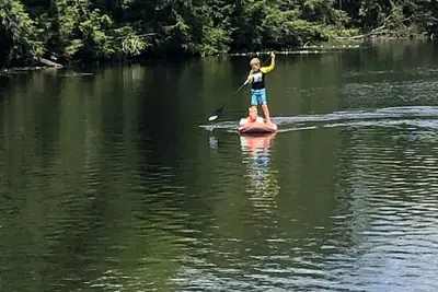 Image de 2 Family - 2 separate cottages 500 ft of shoreline