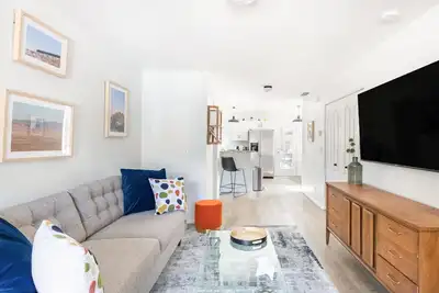 Image de //The Tag House// 5 minutes to Bsu, airport, hiking and downtown