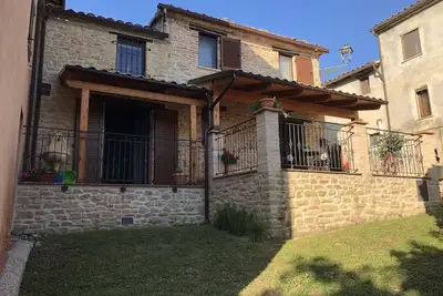 Image de Vacation home Il Vecchio Borgo, in front of the beautiful setting of the Sibillini Mountains
