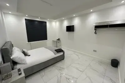 Image de Luxury 4 bedroom studio apartment