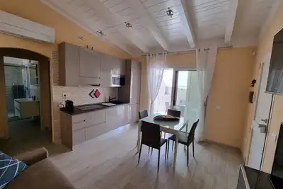 Appartement 'Spargi' avec terrasse privée, Wi-Fi et climatisation.
