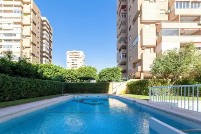 Image de Appartement \"Calle Ciruelo\" avec vue sur la mer, piscine partagée et climatisation.