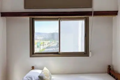 Cozy 3-bedroom apartment with frontal ocean-view!
