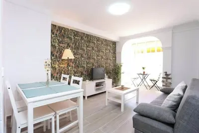 Image de \"El Rebalaje\" 550m from the sea