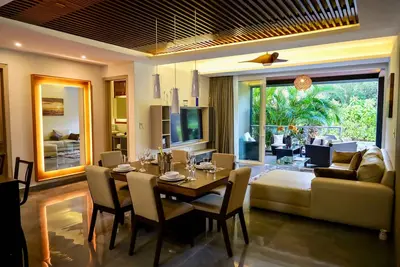 Image de Luxury Mezzanine Apartment 3br w/ Jacuzzi 101