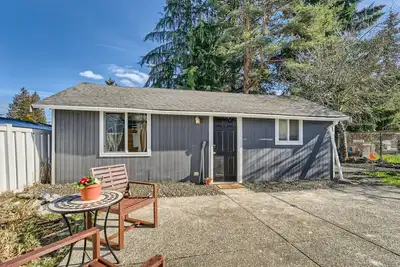 Image de Modest Bungalow in Ne Tacoma