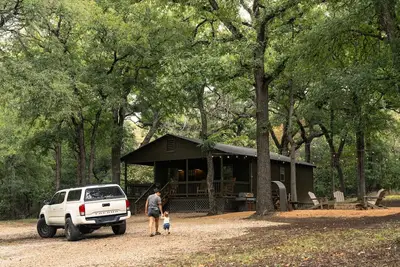 Image de Modern Secluded Cabin with Scenic Country Views