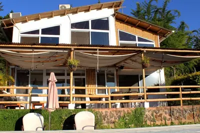 Image de Hermosa Casa Bamboo Con Vistas!