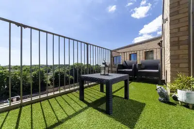 Image de Luxury Sunset 2 Bed Apartment - 10min from London Heathrow Airport