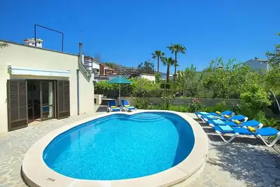 Image de Family Villa, A/C, South-Facing Sun Terrace, Private Pool, just 10 mins to Port de Pollenca & Beach!