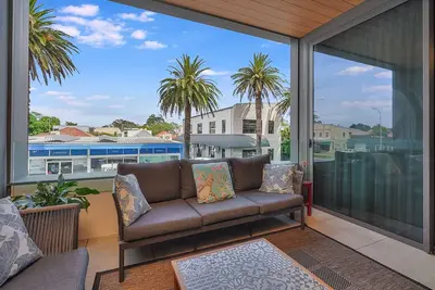 Image de One16 Tudor