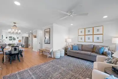 Image de Private Beach | Pool | 2 Kings | 1 min walk to beach