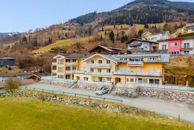 Image de Appartement avec cuisine ouverte lumineuse