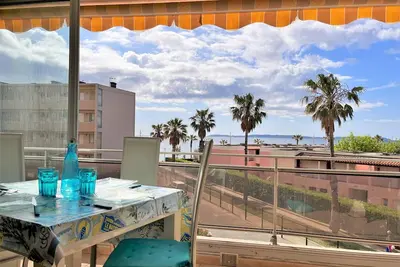 Image de Appartement 2 pièces climatisé avec parking proche plage