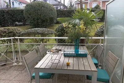 Image de Appartement T2 en Front de Mer à Arcachon, Accès Direct Plage, Parking, Animaux Admis