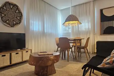 Image de Apartment with sea view, 5 minutes walk from the beach!