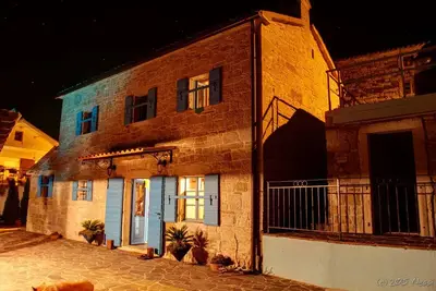 Image de Family oriented, vintage stone villa w/pool in the hearth of Istria.