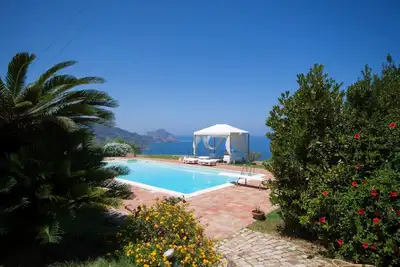 Image de Serene Sicily Villa | Relax at the Swimming Pool by Villamore | 5 Bedrooms | Amazing Sea Views & Private Pool | Cefalu