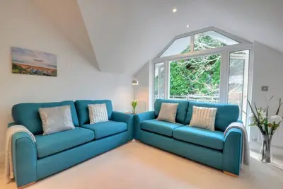 Image de Seascape- Two bedroom apartment in Alum Chine with parking and balcony