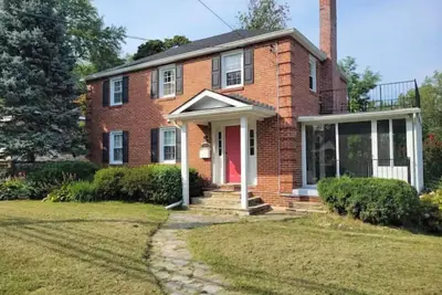 Image de Towson Beautiful Home 5 minutes from Everything Towson