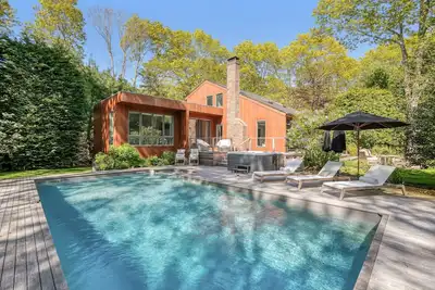 Image de Beautiful renovated private oasis 5 minutes to East Hampton Village and Beaches\n