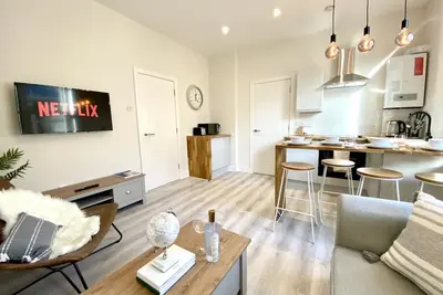 Image de Appartement-Classique-Douche-Stunning 2 Bed Apartment