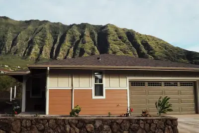 Image de Family Friendly 3br w/Mt views, Close to Beach