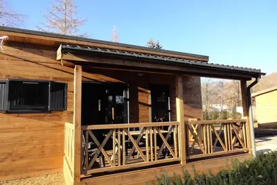 Image de Chalet Confort+ 30m² (2 chambres) + terrasse 5 personnes