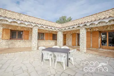 Image de Spectacular villa with private pool