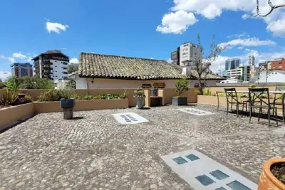 Image de An unforgettable stay in the centre of Quito