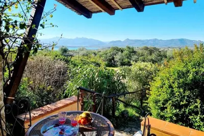 Image de Villa Umberto S. Teodoro Coda Cavallo