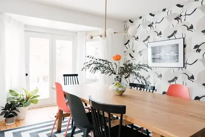 Image de New Century Home w Hot Tub