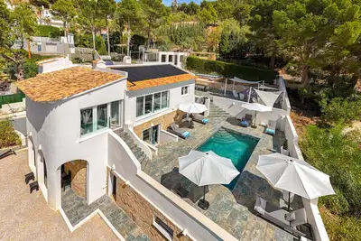 Image de Villa vue mer piscine privée à 5mn du golf entre amis ou en famille