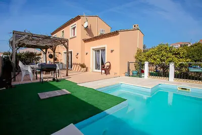 Image de Villa \"La Londe-les-Maures\" avec piscine privée et Wi-Fi