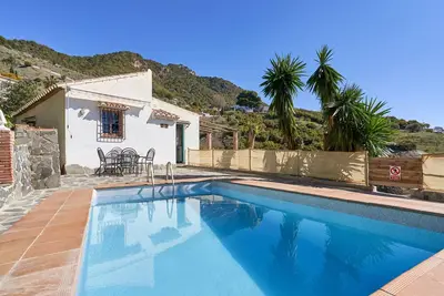 Image de Maison de campagne \"La Solana\" avec vue sur la mer, piscine privée et Wi-Fi.