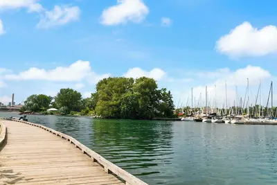 Image de California Style Brand New 3 Bed in the Heart of Leslieville