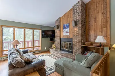 Image de Fraser Pet-Friendly Condo with Hot Tub