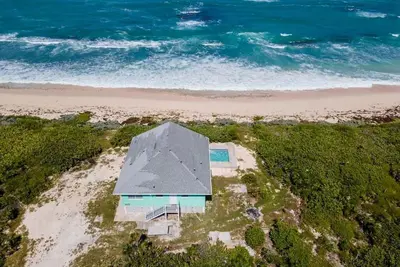 Image de Charming home overlooking the Ocean