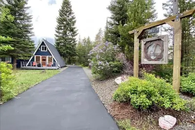 Image de Cute, Pet Friendly Cabin with Hot Tub