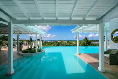 Image de La Josephine in Terres Basses by Personal Villas - Overlooking the Caribbean Sea