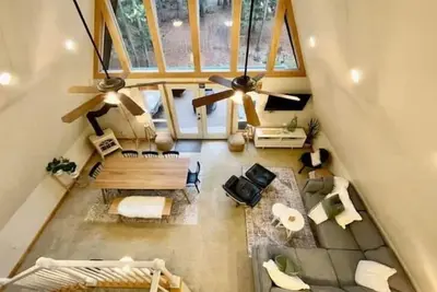 Image de Cozy A-Frame + Lassen + Hot Tub