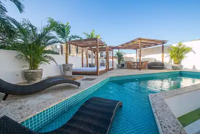 Image de Old City Luxury 15 Bedroom 2Pools