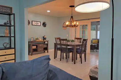 Image de Charming and Bright Family Home
