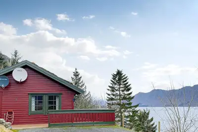 Image de Maison confortable de 2 chambres à.