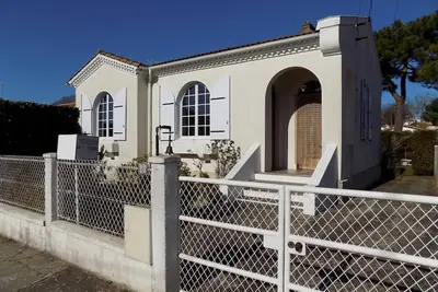 Image de Saint Georges de Didonne - Maison Confortable au Calme - Une Pepite en Ville