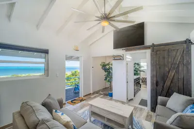 Image de Santa Clara Cottage @ The Lookout > Beachfront w/Ac